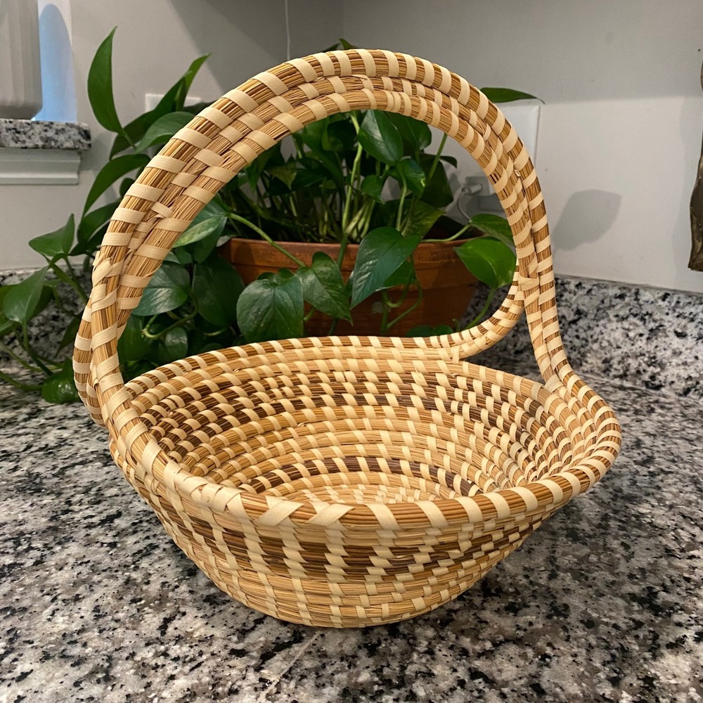 Charleston Sweetgrass Gullah Basket